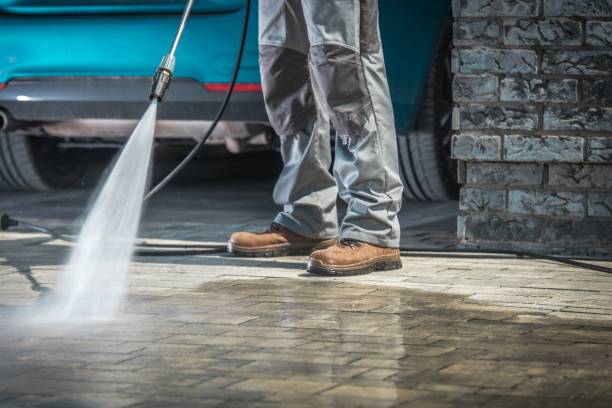Best Restaurant Pressure Washing  in Iola, KS